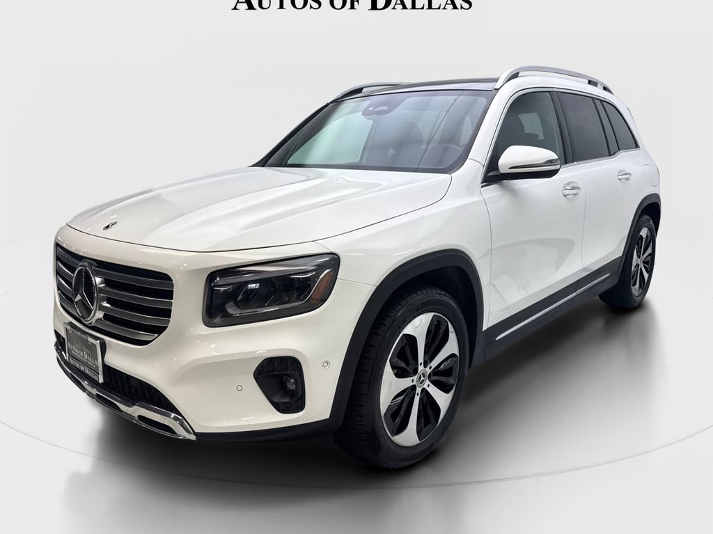 Used 2025 Mercedes-Benz GLB 250 w/ Exclusive Package image 2