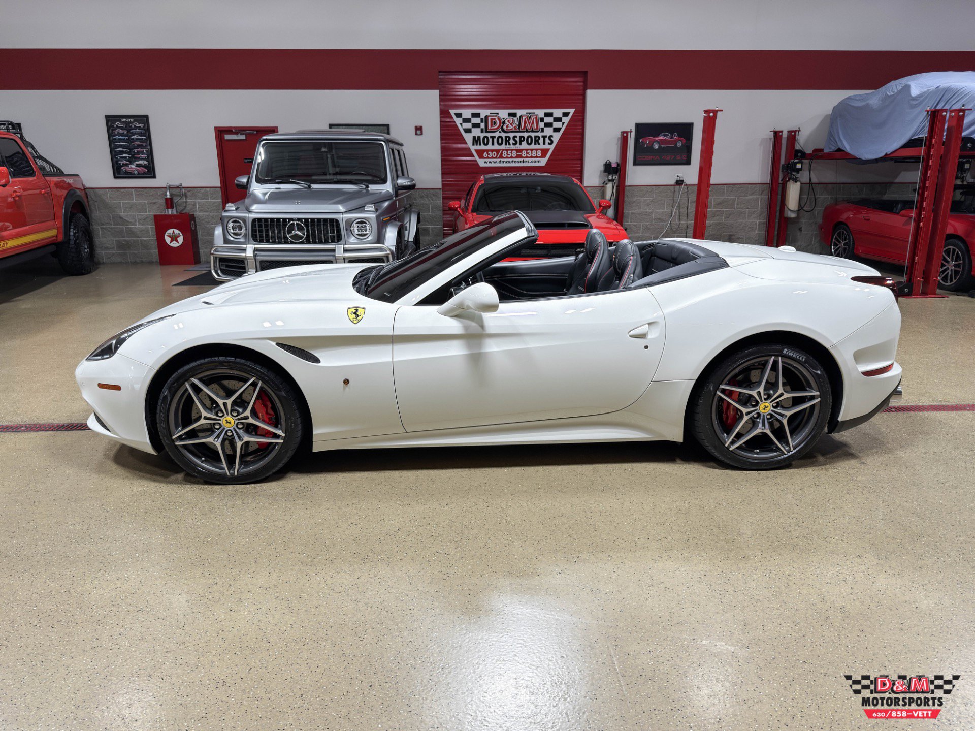 Used 2016 Ferrari California T image 2