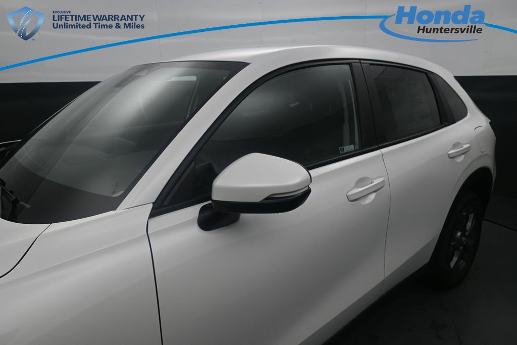 New 2027 Honda HR-V LX image 14