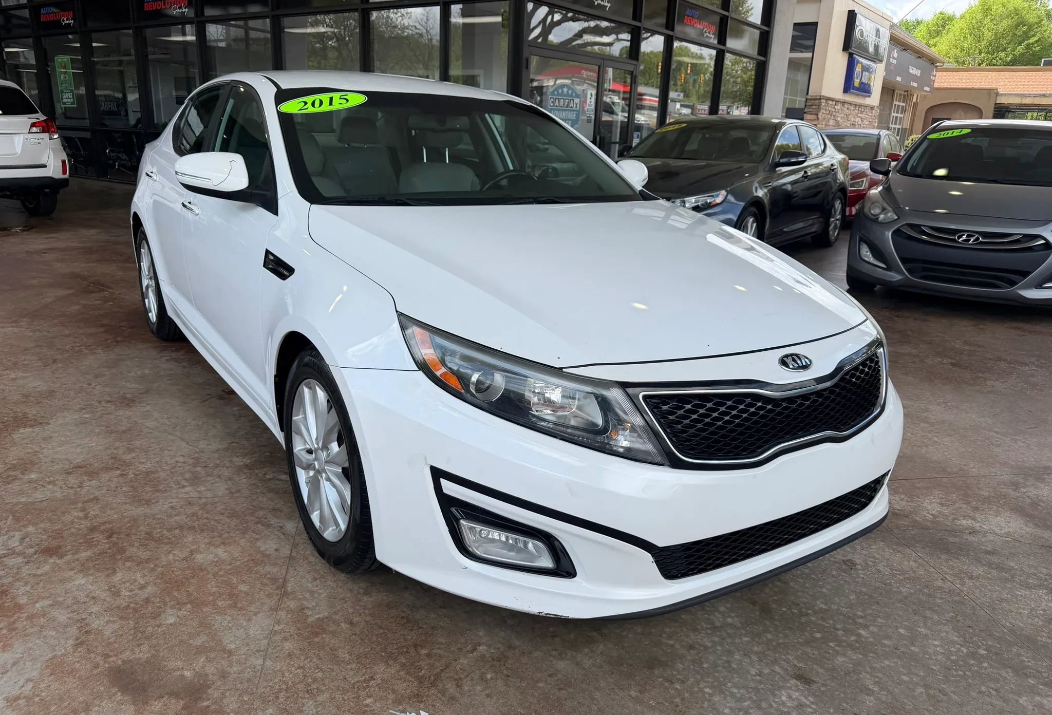 Used 2015 Kia Optima EX image 1