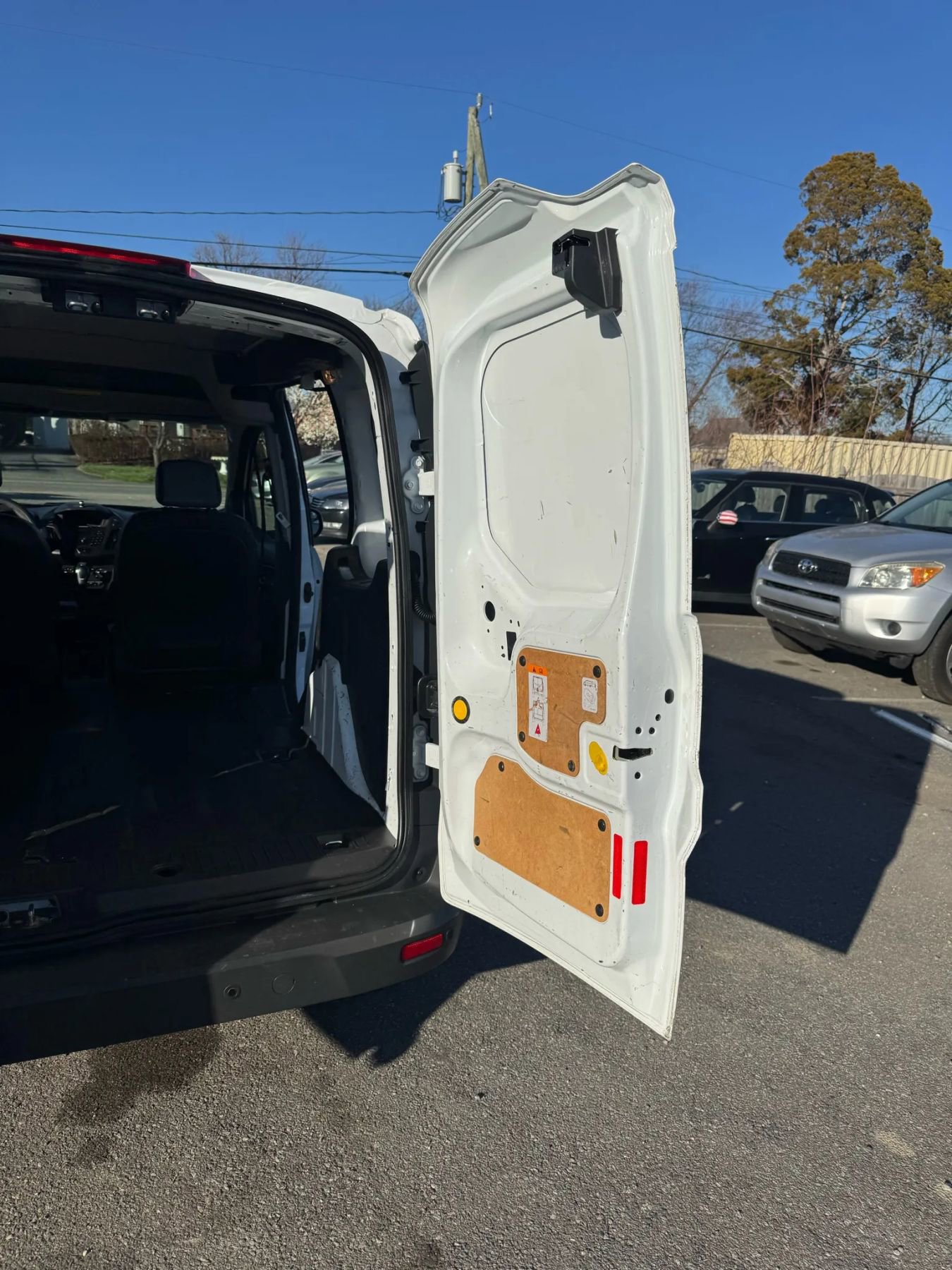 Used 2015 Ford Transit Connect XL image 9