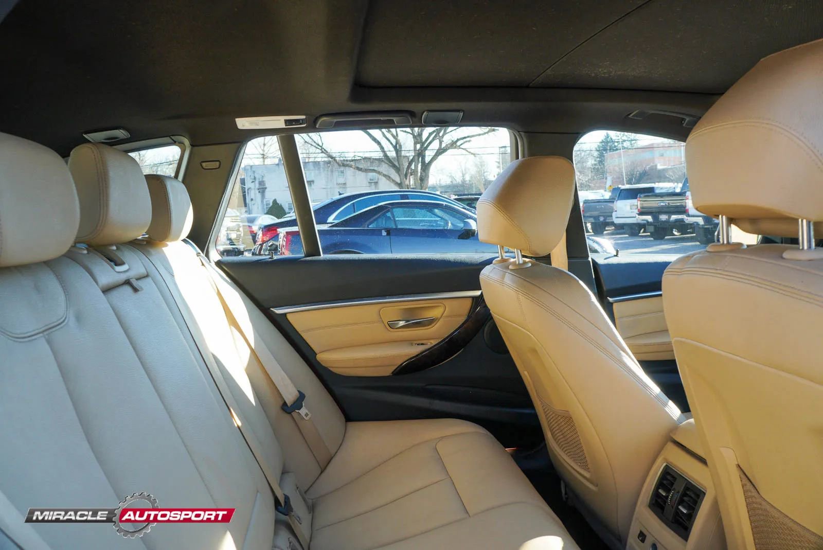 Used 2017 BMW 330i xDrive 330i xDrive Sport Wagon 4D image 40