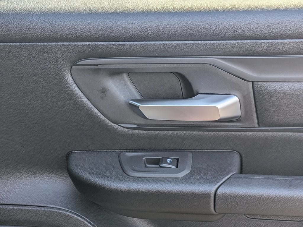 New 2026 RAM 1500 Express AWD/4WD image 29