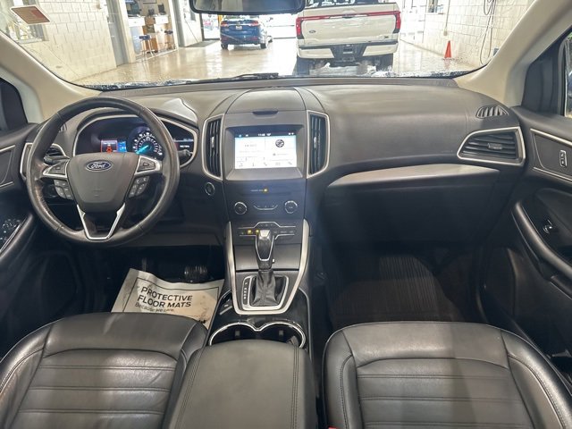 Used 2018 Ford Edge SEL w/ Equipment Group 201A image 17