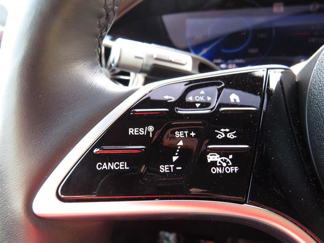 Certified 2023 Mercedes-Benz EQS 580 4MATIC SUV w/ Pinnacle Trim Package image 17