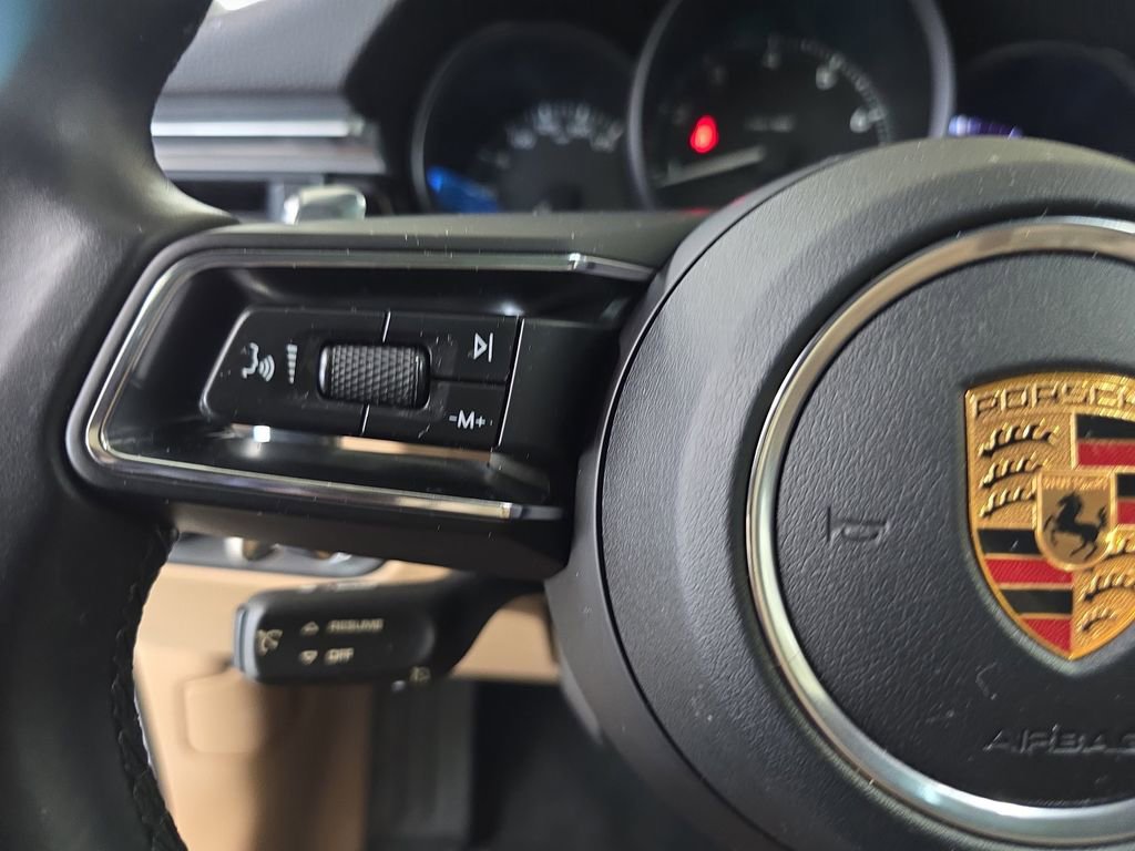 Used 2022 Porsche Macan AWD/4WD image 20