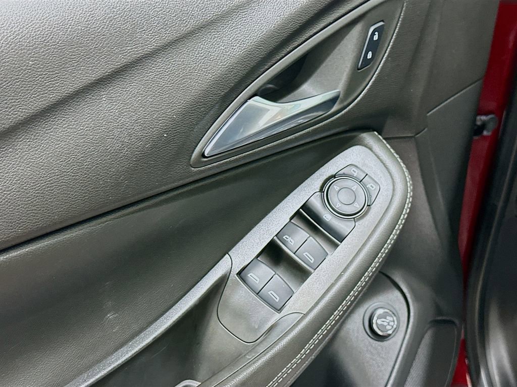 Used 2023 Buick Encore GX Select w/ Sport Touring Package image 18