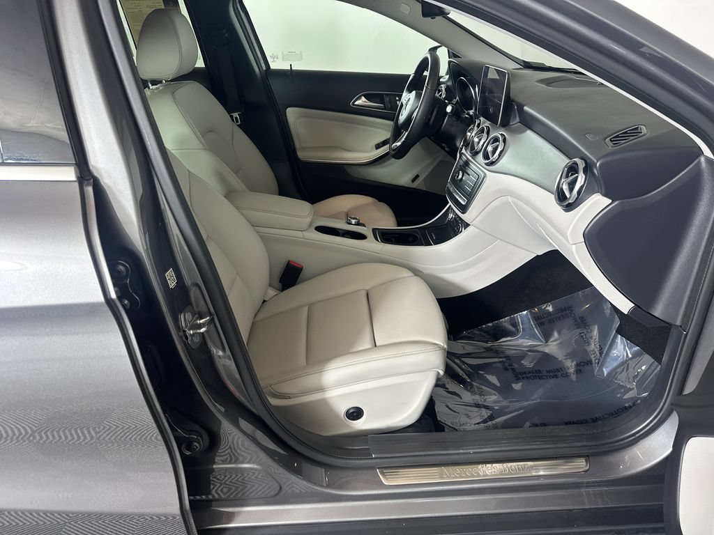 Certified 2020 Mercedes-Benz GLA 250 4MATIC image 13