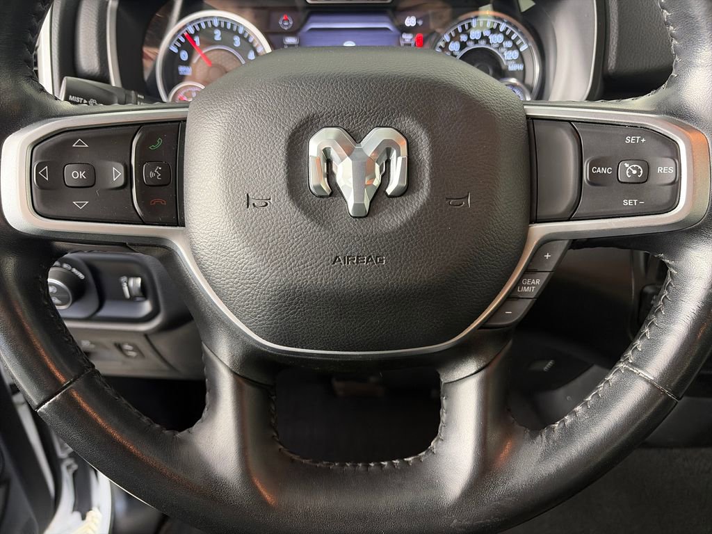 Used 2022 RAM 1500 Big Horn AWD/4WD image 16