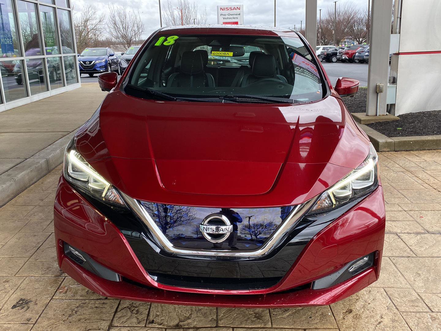 Used 2018 Nissan Leaf SL w/ SL Technology Package image 2
