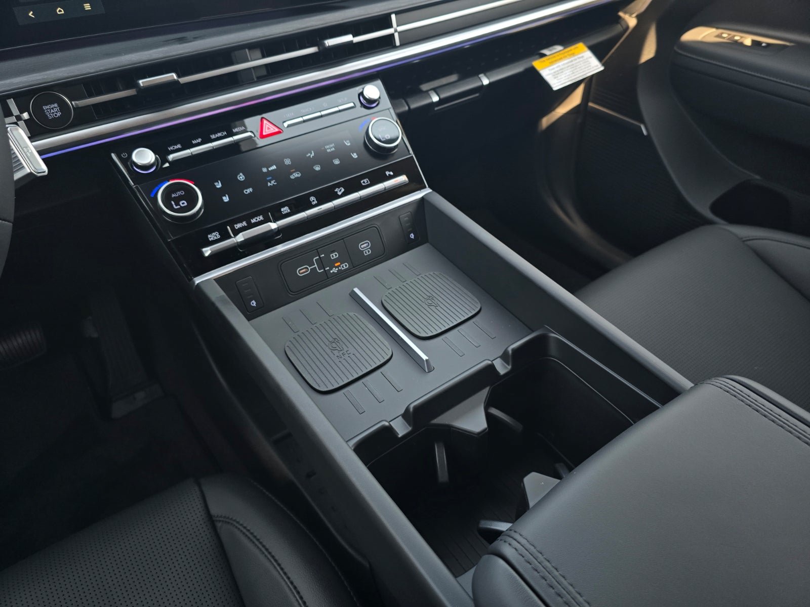 New 2027 Hyundai Santa Fe Limited AWD/4WD image 16