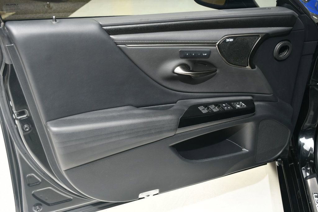 Used 2022 Lexus ES 350 Ultra Luxury image 22