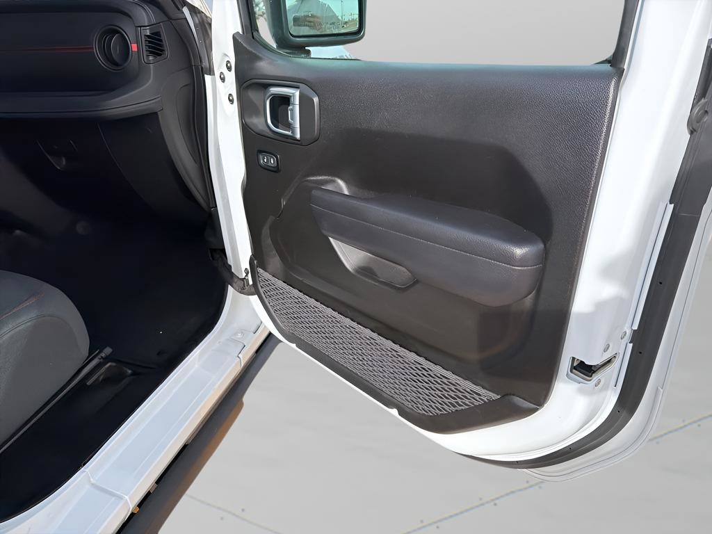 Used 2024 Jeep Wrangler Rubicon image 11