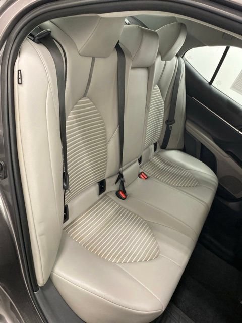 Used 2022 Toyota Camry SE AWD/4WD image 34