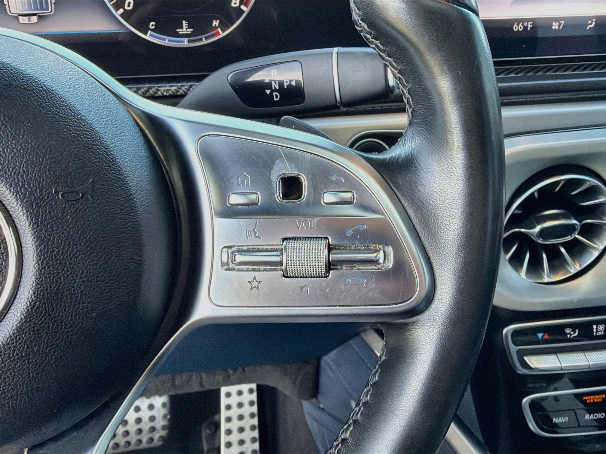 Used 2022 Mercedes-Benz G 550 image 36