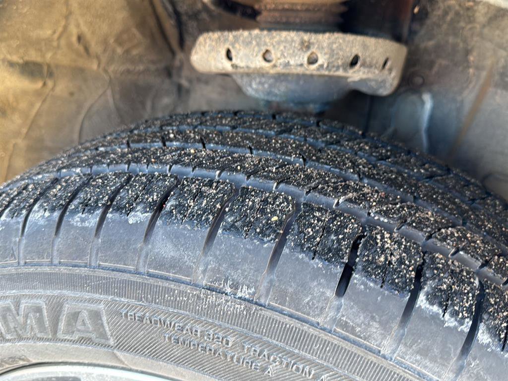 Used 2016 Subaru Crosstrek 2.0i Premium image 3