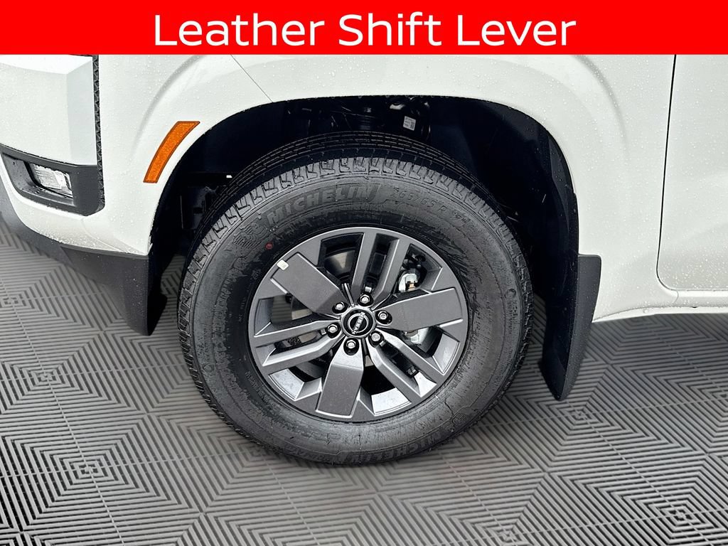 Certified 2025 Nissan Frontier SV w/ SV Convenience Package RWD image 29