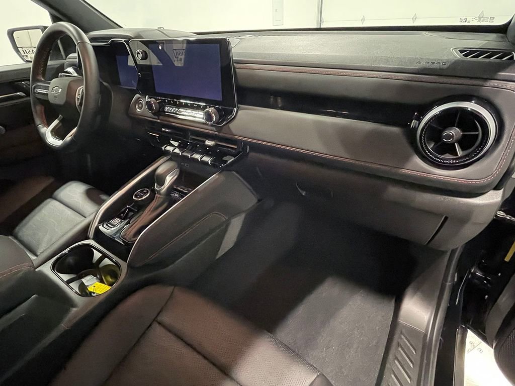 Used 2023 Chevrolet Colorado Z71 w/ Z71 Convenience Package 2 image 27