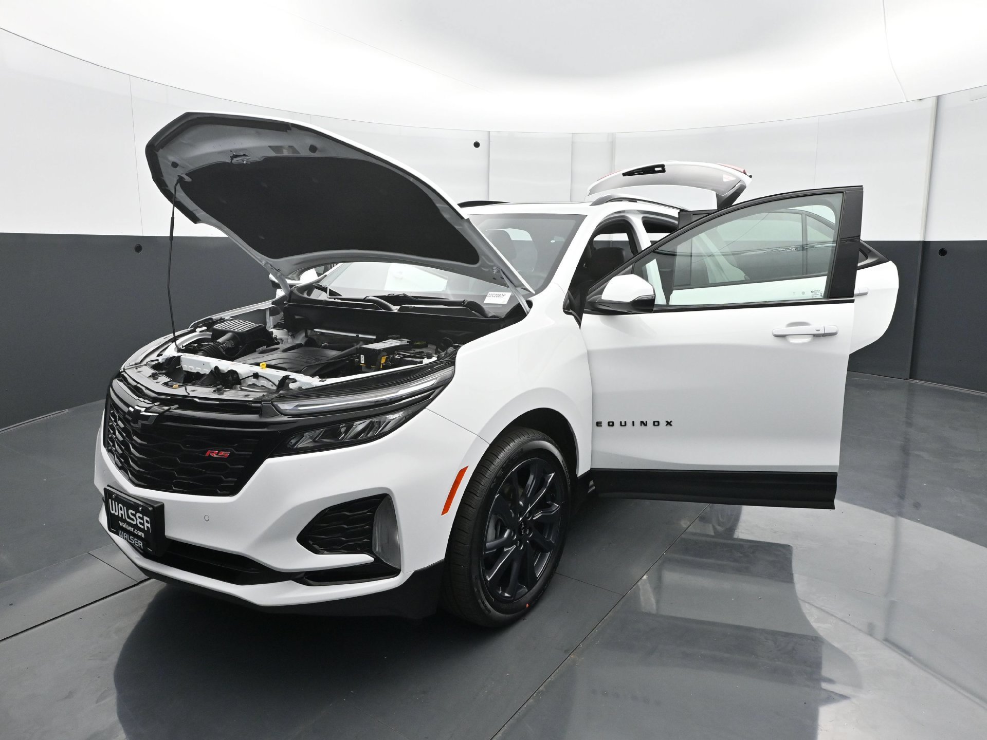 Used 2024 Chevrolet Equinox RS w/ RS Leather Package AWD/4WD image 30