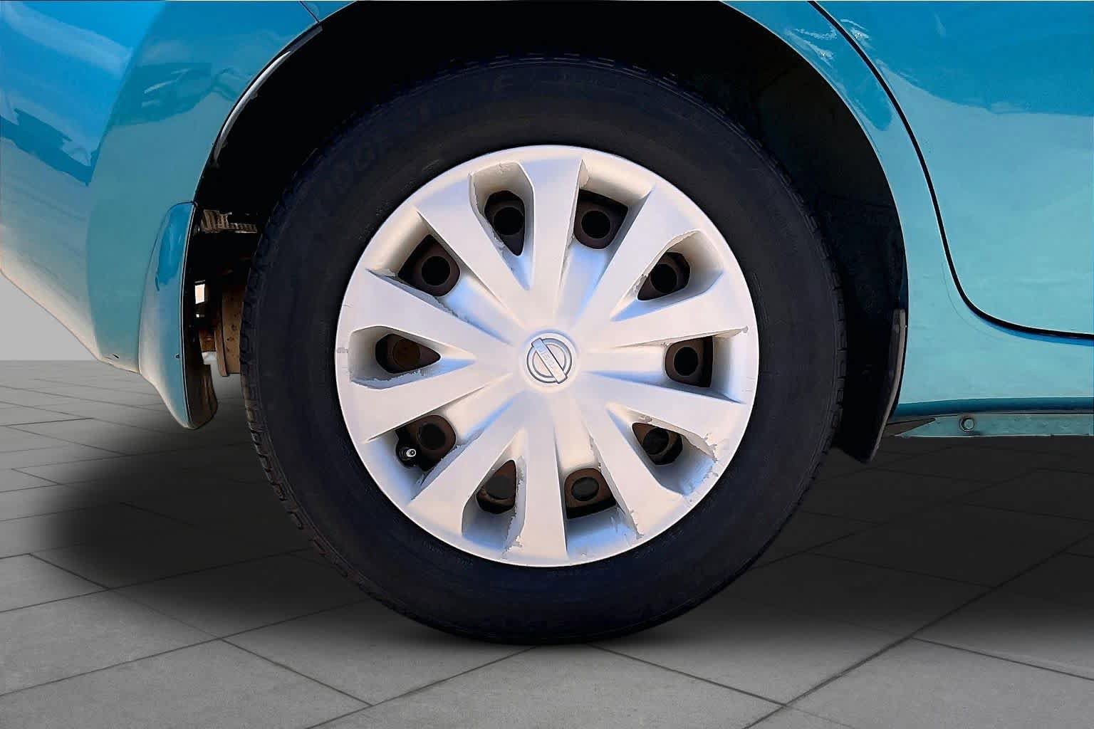 Used 2015 Nissan Versa Note SV FWD image 11