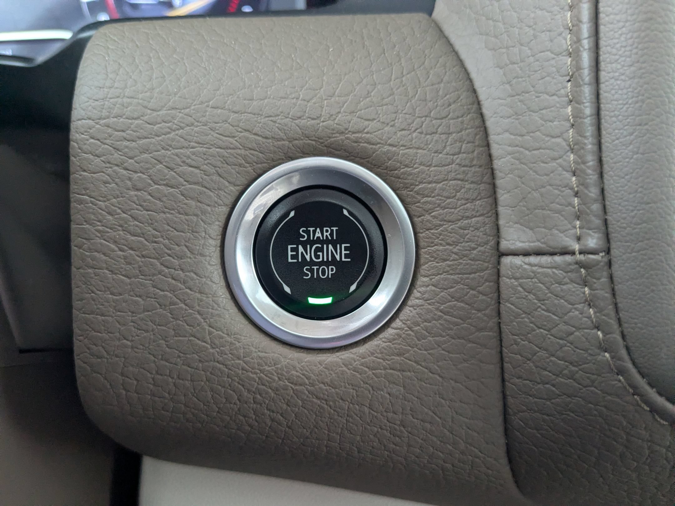 Used 2024 GMC Yukon Denali w/ Denali Reserve Package AWD/4WD image 21