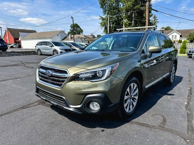 Used 2018 Subaru Outback 3.6R Touring w/ Popular Package #3 AWD/4WD image 3