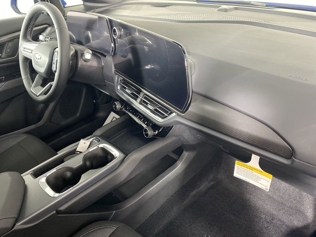 New 2026 Chevrolet Equinox EV LT image 26