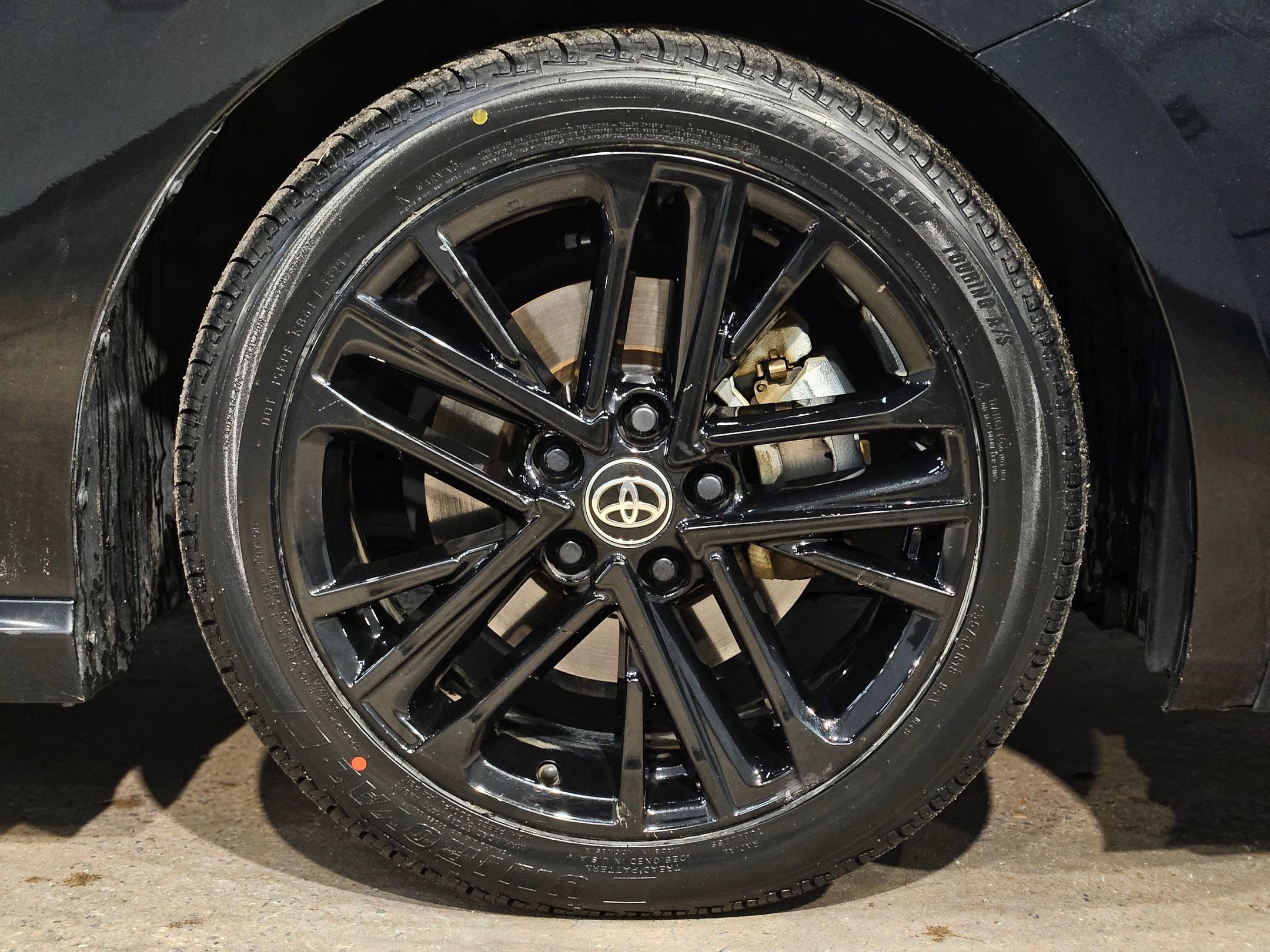 Used 2025 Toyota Camry SE image 17