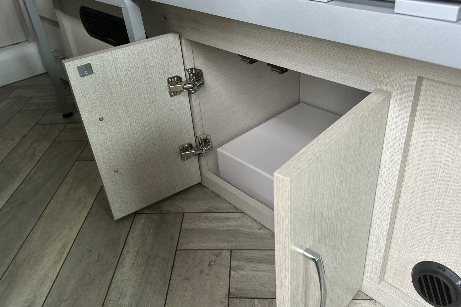 Used 2023 Mercedes-Benz Sprinter 2500 image 31