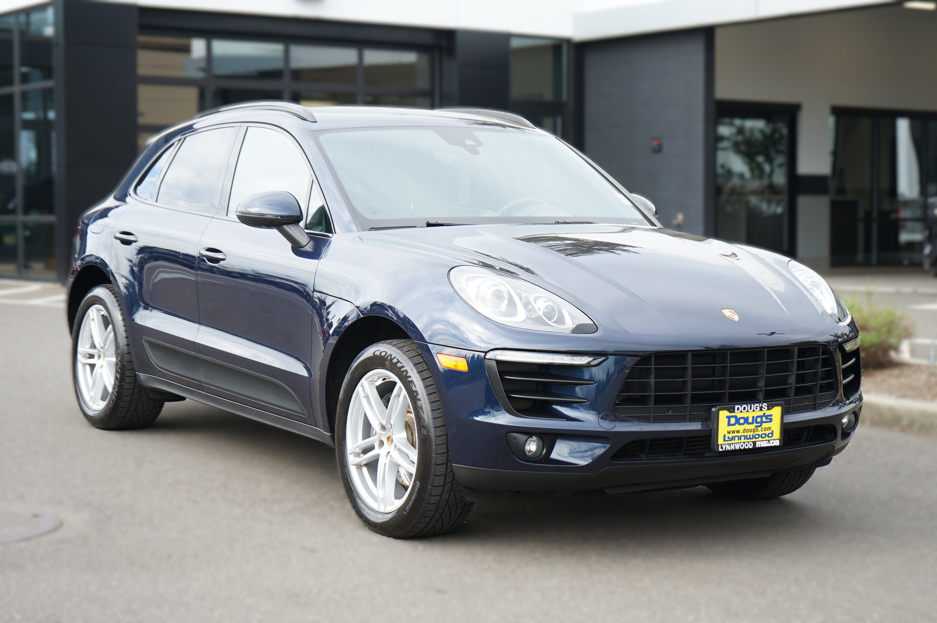 Used 2017 Porsche Macan AWD/4WD video 1