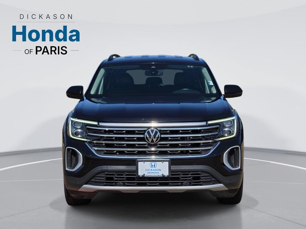 Used 2025 Volkswagen Atlas SE FWD image 2