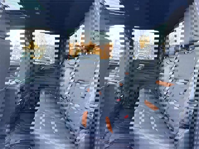 New 2026 GMC Sierra 1500 AT4 w/ AT4 Premium Package image 9