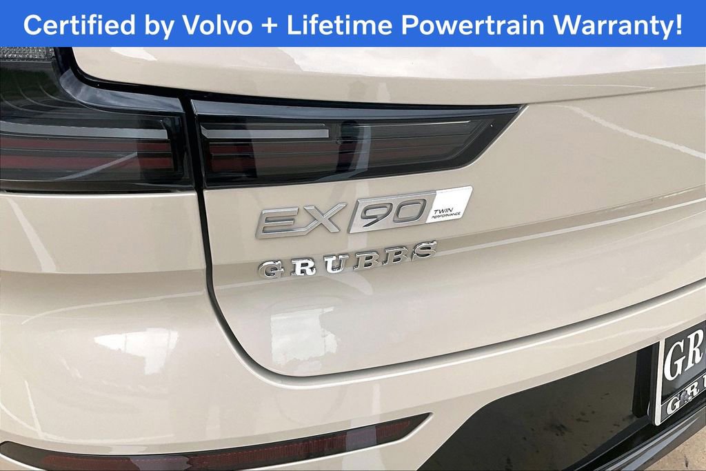 Used 2025 Volvo EX90 Plus AWD/4WD image 42