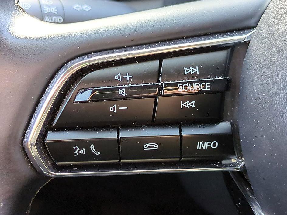 Certified 2024 MAZDA CX-90 Plug-In Hybrid w/ Preferred image 17