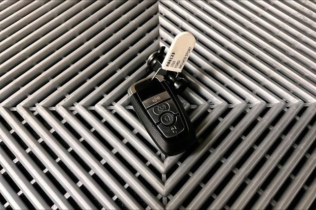 Used 2025 Ford Bronco Sport Outer Banks image 10