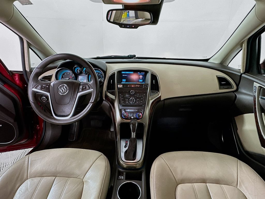 Used 2015 Buick Verano Leather w/ Experience Buick Package FWD image 3