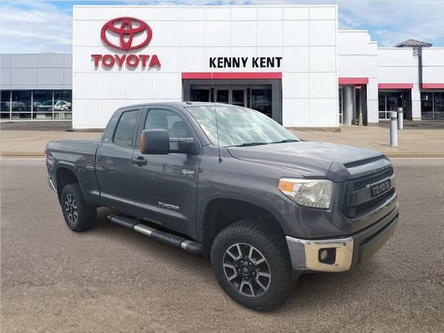 Used 2016 Toyota Tundra SR5 w/ TRD Off Road Package AWD/4WD video 1