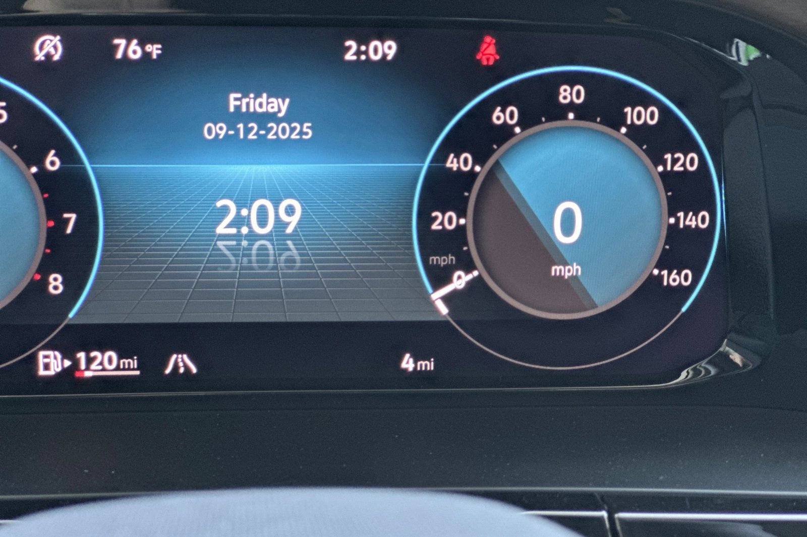 New 2026 Volkswagen Atlas SE image 25