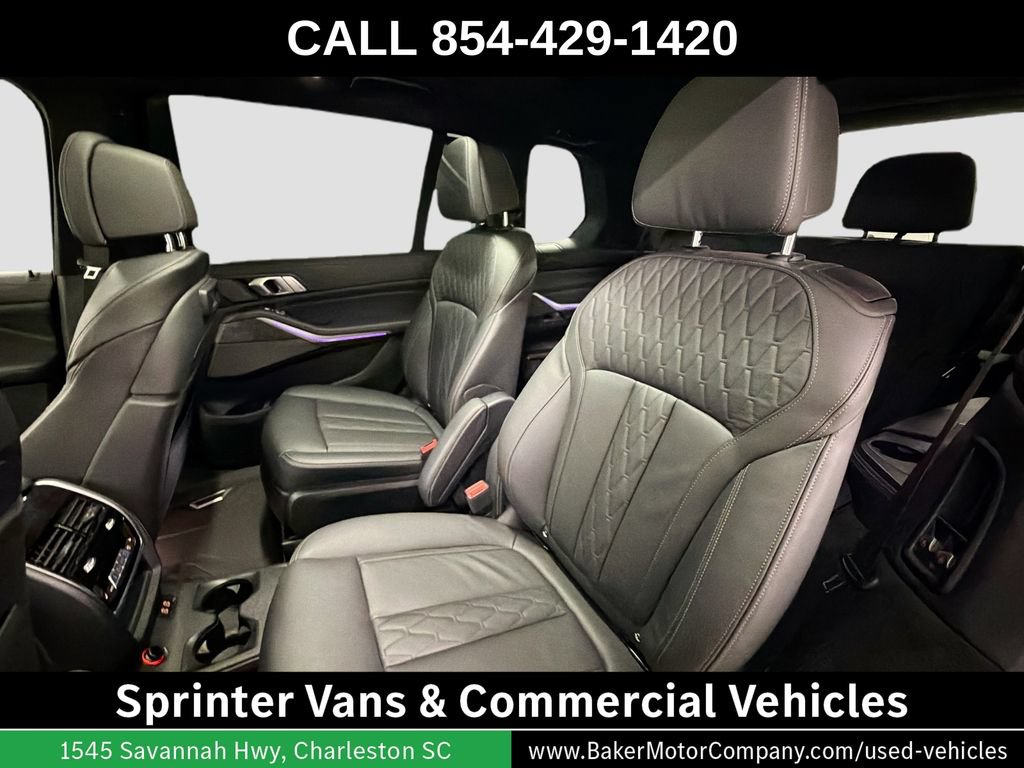 Used 2020 BMW X7 M50i w/ Luxury Seating Package AWD/4WD image 25
