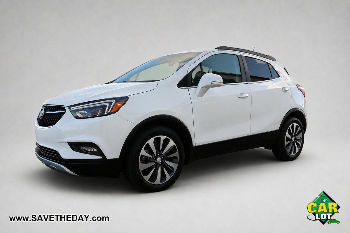 Used 2017 Buick Encore Essence FWD image 4