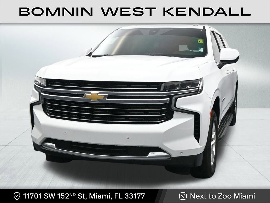 Used 2022 Chevrolet Suburban LT image 8