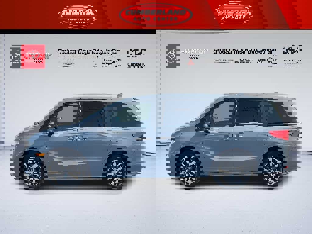 Used 2023 Honda Odyssey Touring image 5