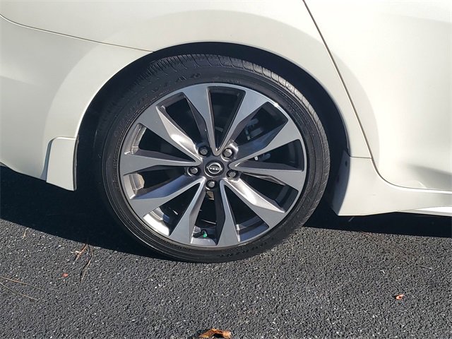 Used 2023 Nissan Maxima Platinum w/ Sport Mat Group image 7