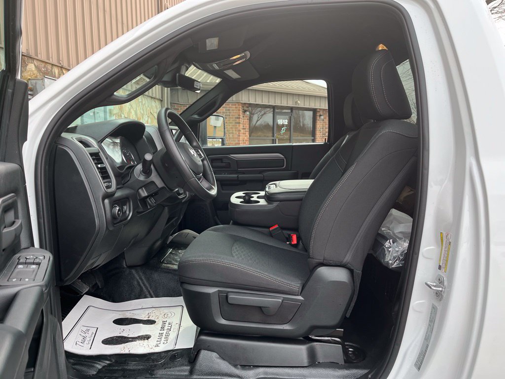 New 2026 RAM 3500 Tradesman w/ Chrome Appearance Group A AWD/4WD image 18