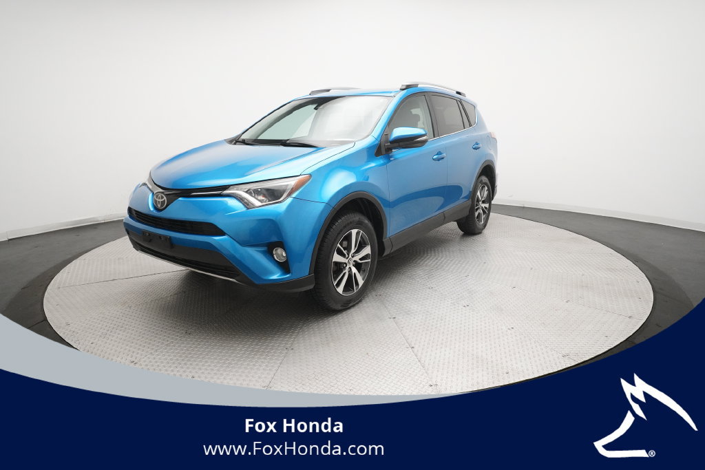 Used 2018 Toyota RAV4 XLE w/ Plus Extra Value Package AWD/4WD image 1