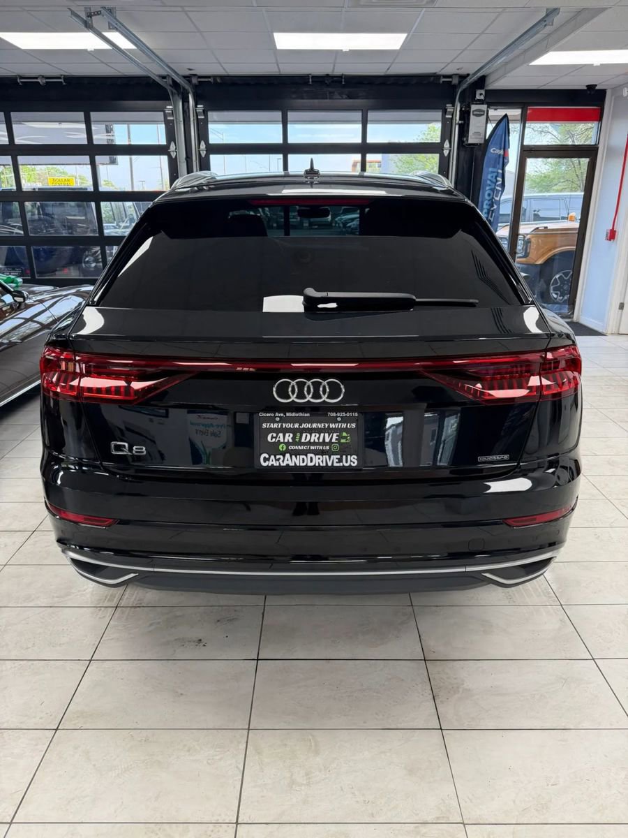 Used 2022 Audi Q8 Premium Plus w/ Premium Plus Package AWD/4WD image 5