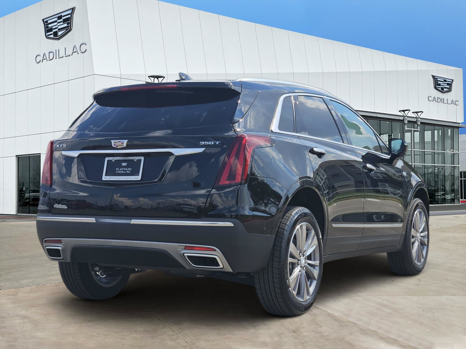 New 2026 Cadillac XT5 Premium Luxury w/ Driver Assist Package FWD image 5