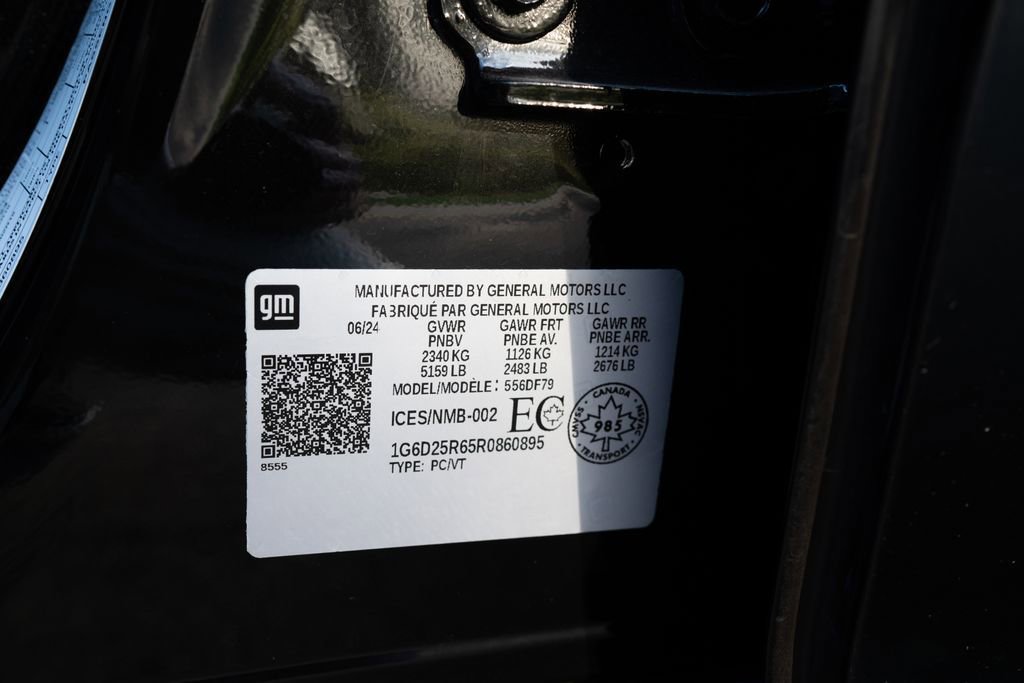 Used 2024 Cadillac CT5 V Blackwing w/ LPO, Bronce Accent Package image 17