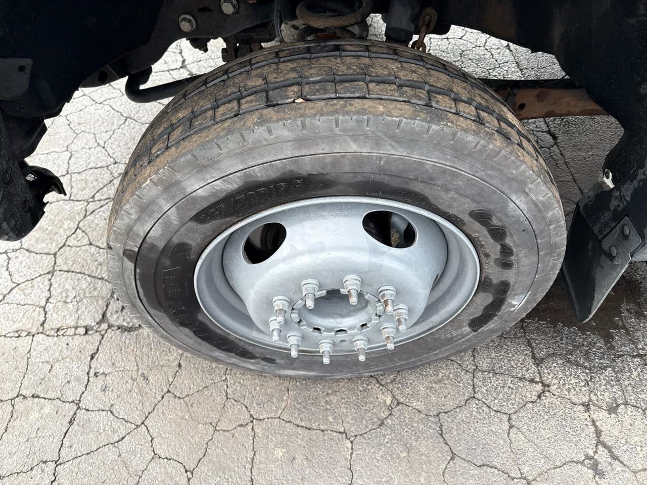 Used 2015 Ford F550 2WD Crew Cab Super Duty image 11