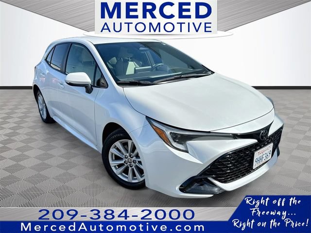Used 2023 Toyota Corolla SE w/ SE Premium Package FWD image 1